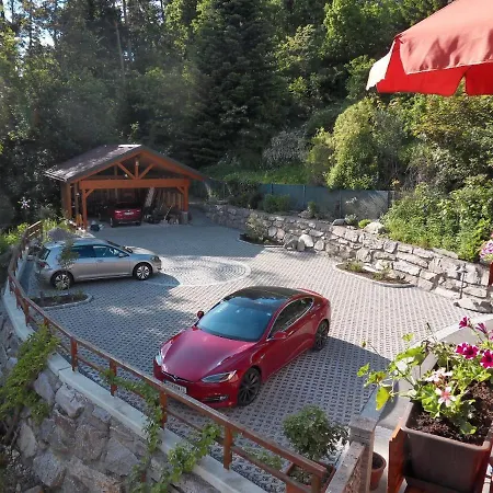 In Der Weinleiten * Millstatt