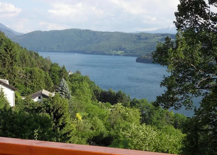 In Der Weinleiten Apartmán *