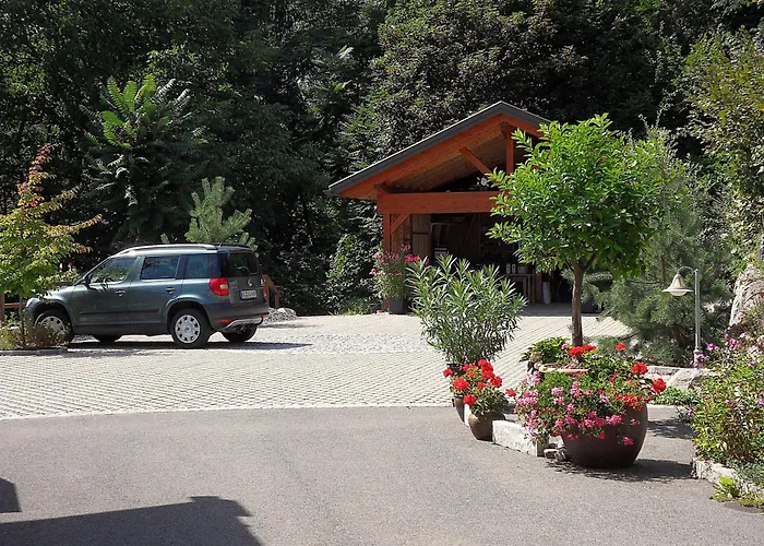 アパート In Der Weinleiten ミルシュタット